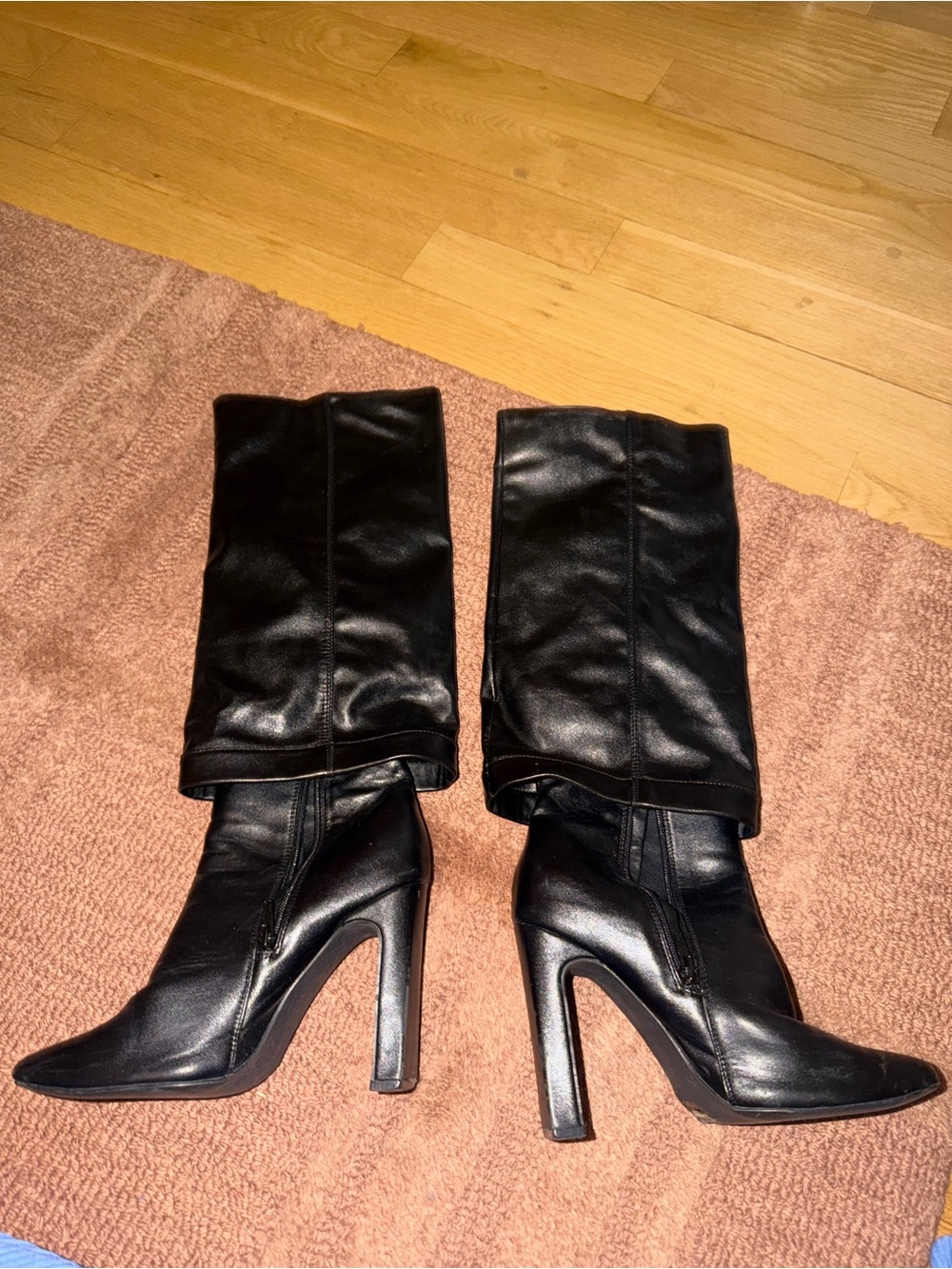 Lulu's Black Knee-High Heeled Boots